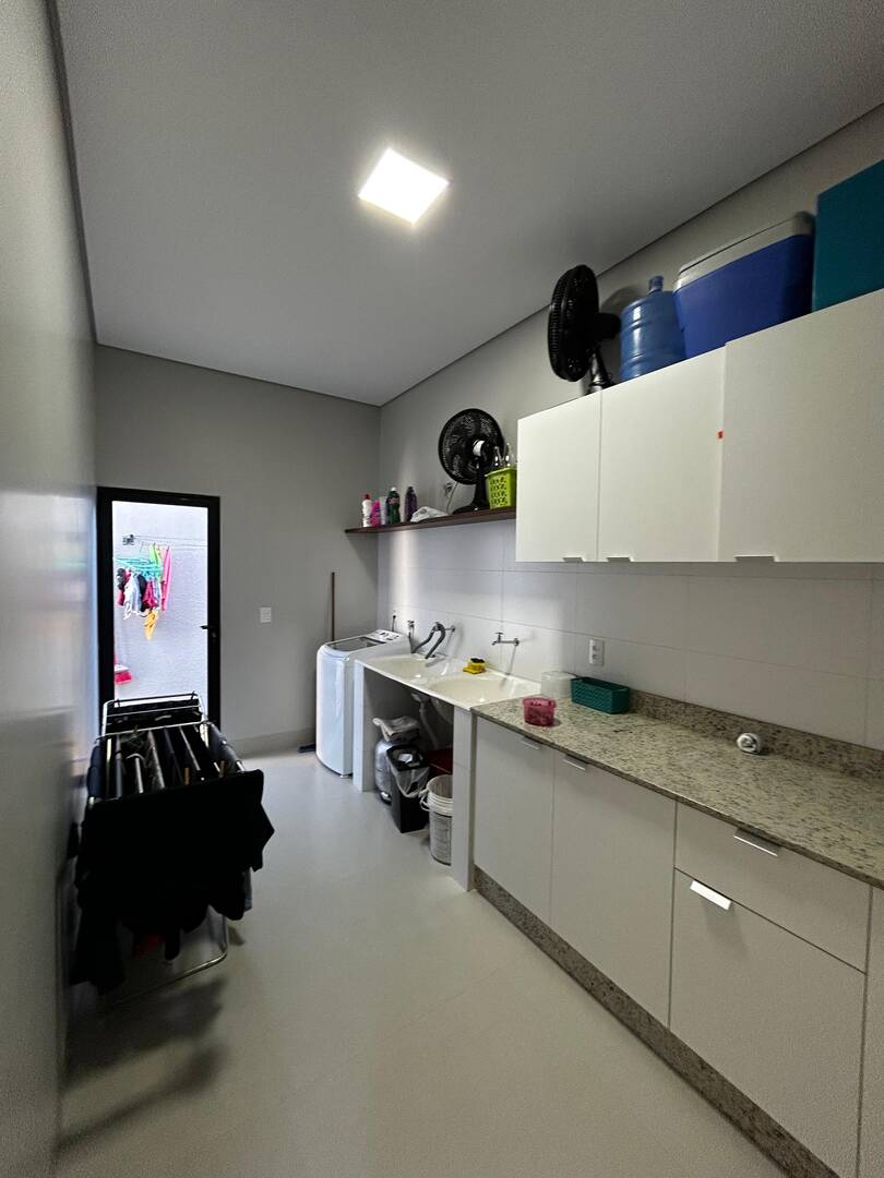 Casa à venda com 3 quartos, 279m² - Foto 108