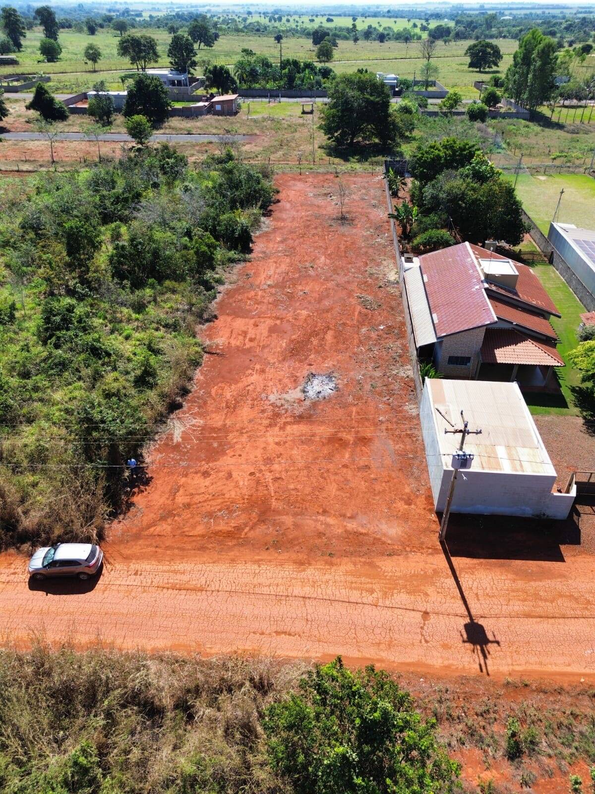 LOTE DE 1.800 M2 EM CONDOMINIO DE CHÁCARA A 4 KM DO CENTRO DE TANGARÁ