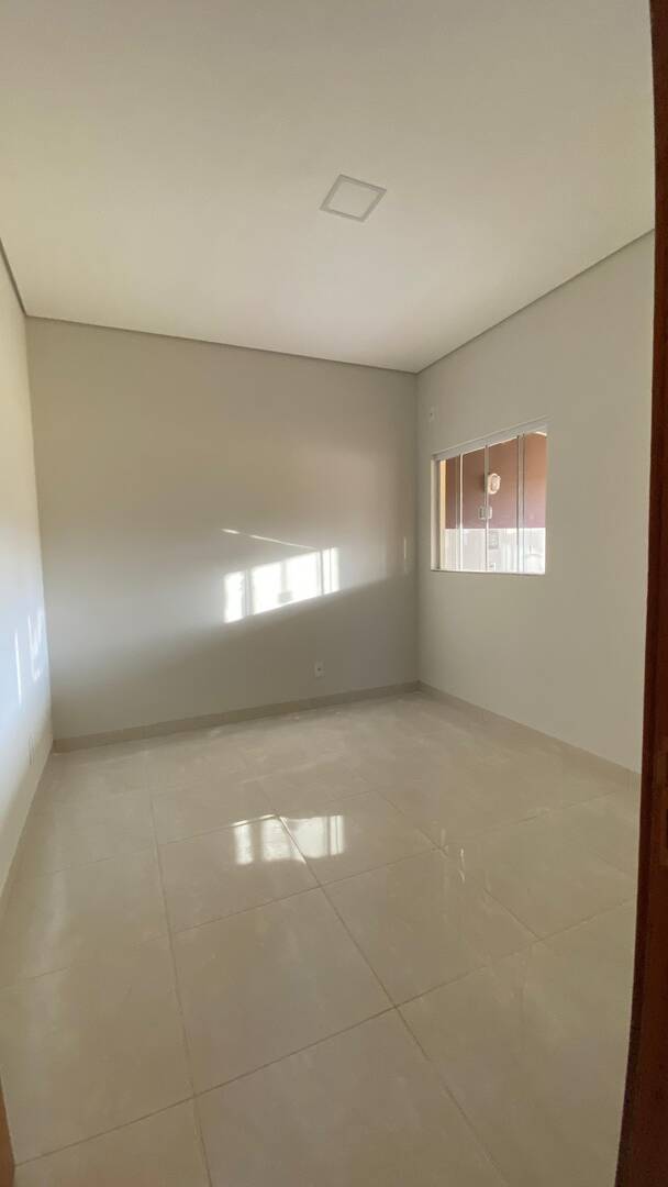 Casa à venda com 3 quartos, 84m² - Foto 4