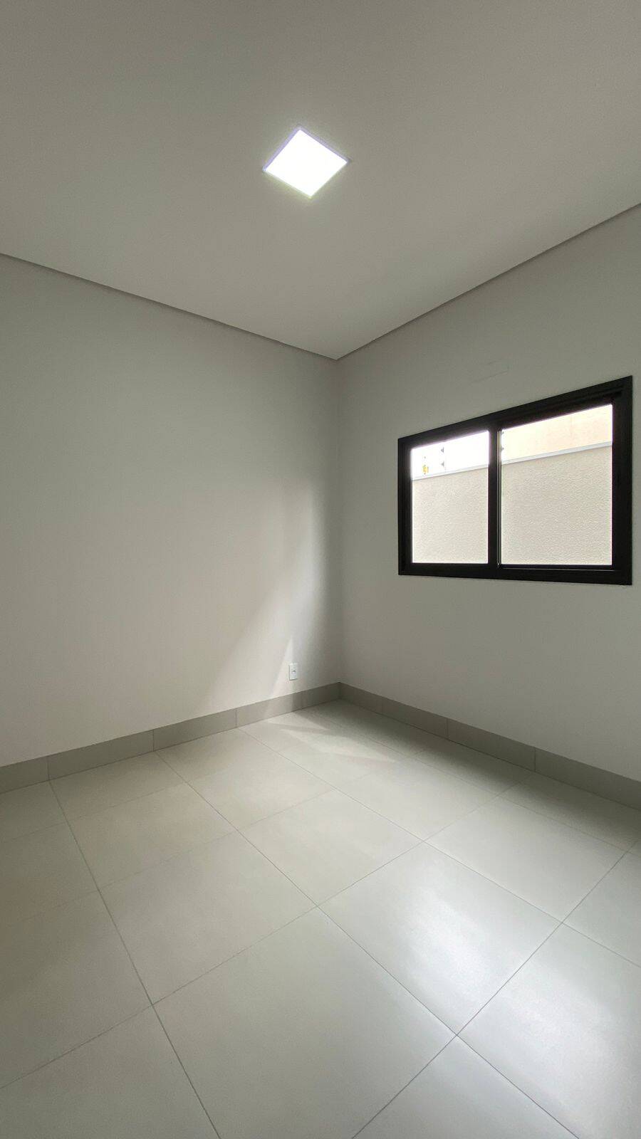 Casa à venda com 2 quartos, 103m² - Foto 11