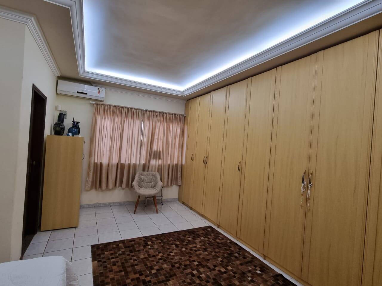 Casa, 3 quartos, 300 m² - Foto 15