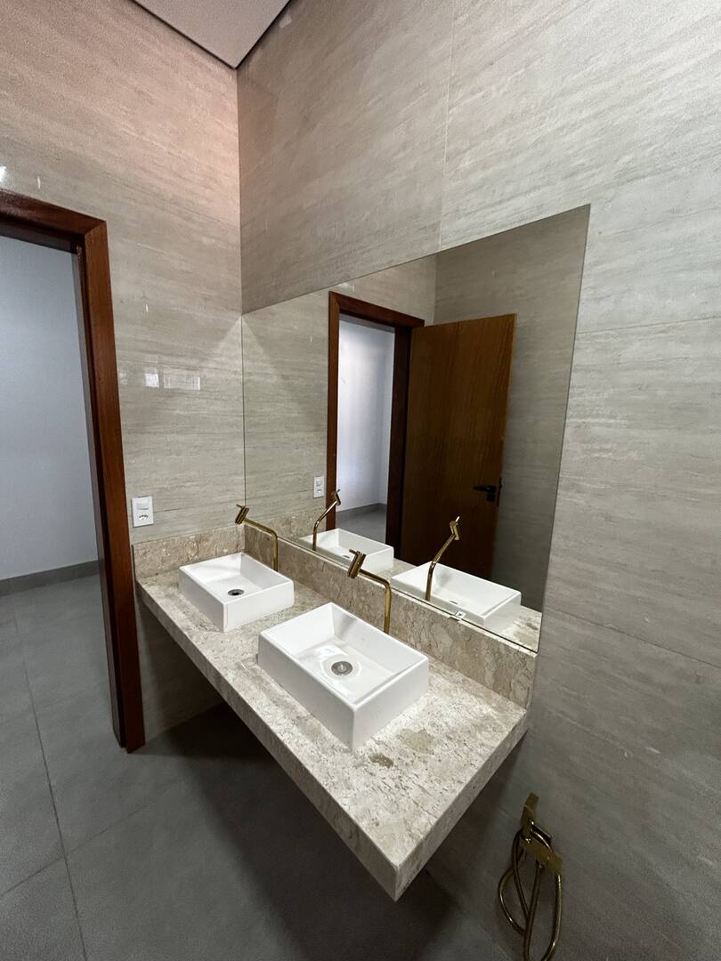 Casa, 3 quartos, 250 m² - Foto 23