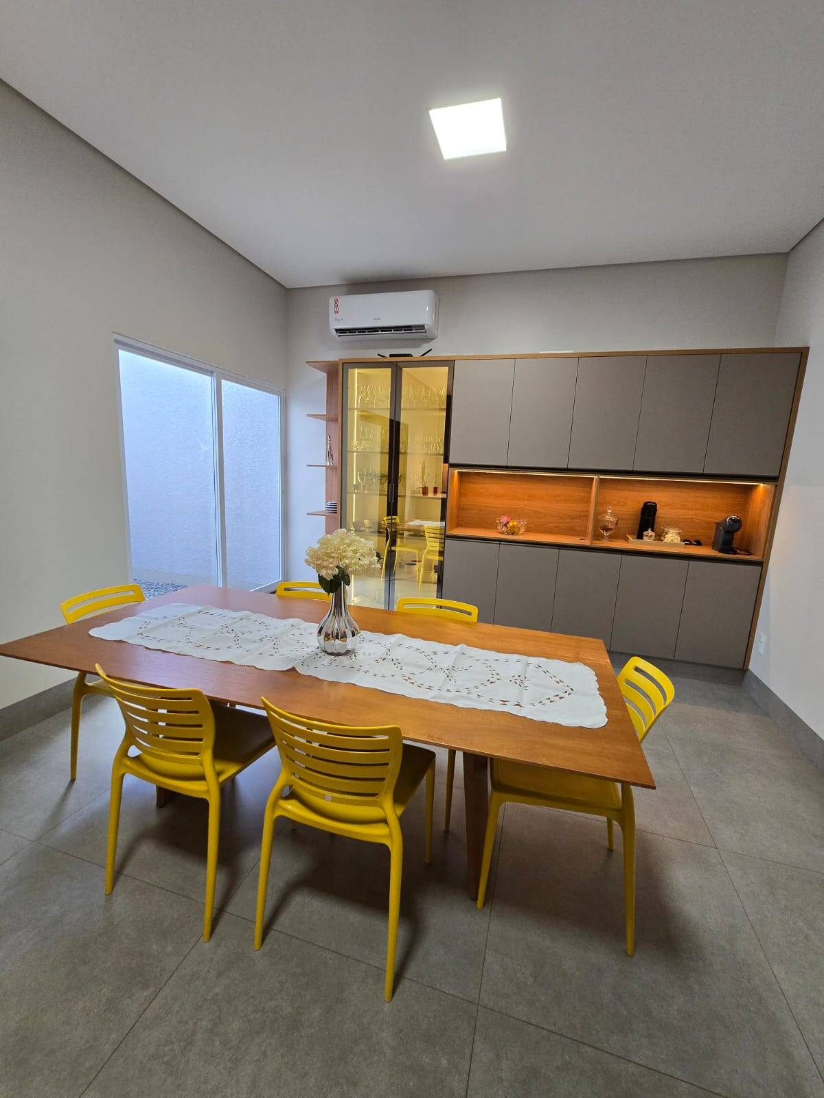 Casa, 3 quartos, 200 m² - Foto 1