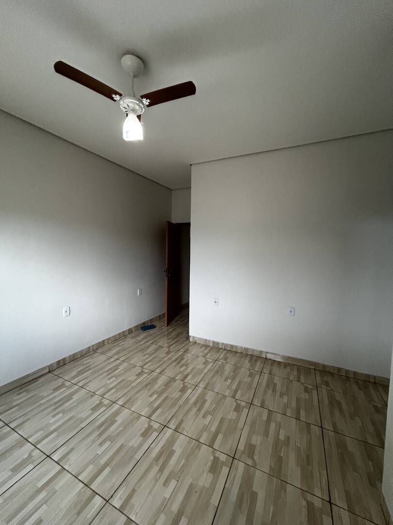 Casa, 3 quartos, 95 m² - Foto 2