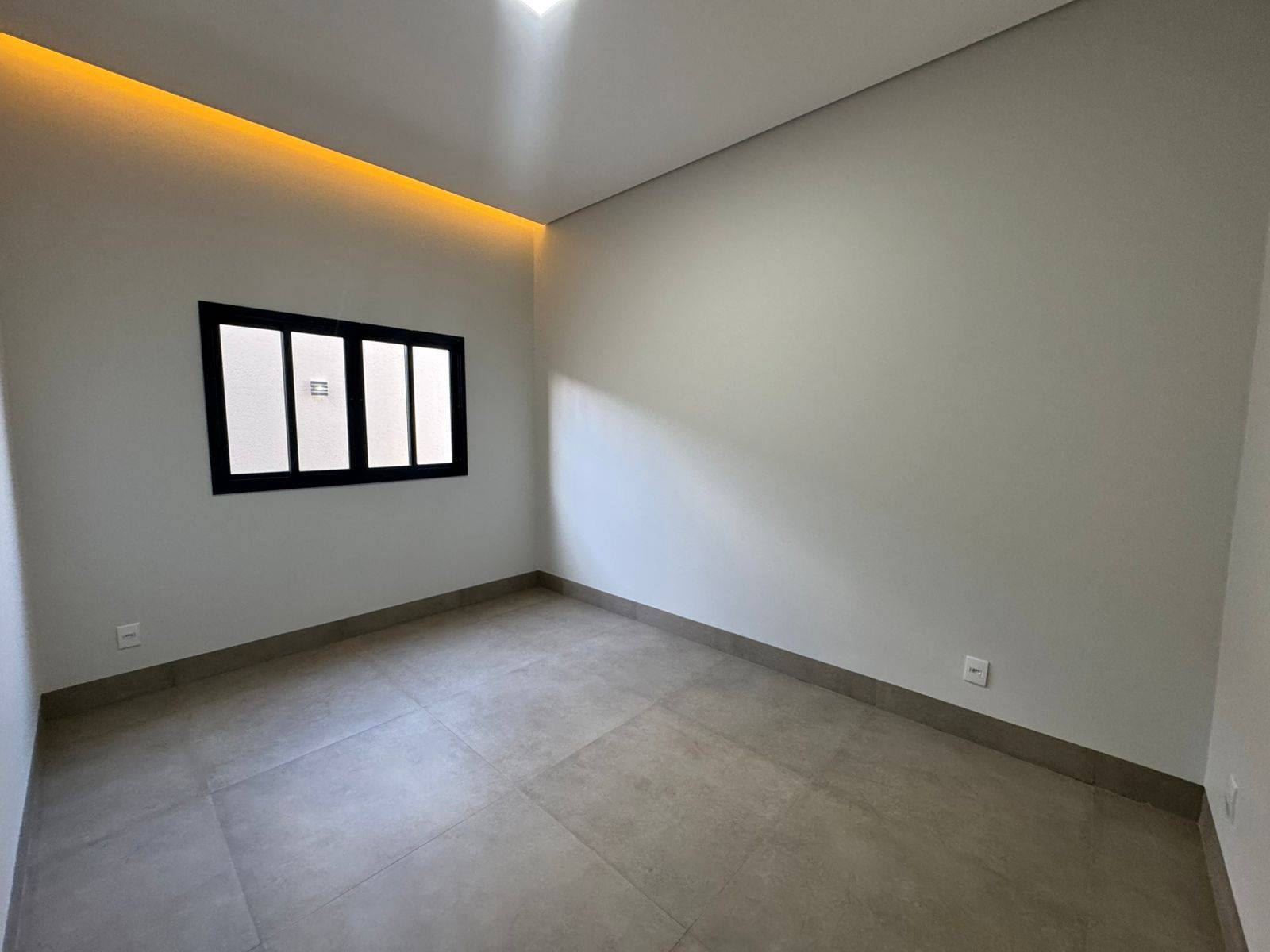 Casa, 3 quartos, 250 m² - Foto 13