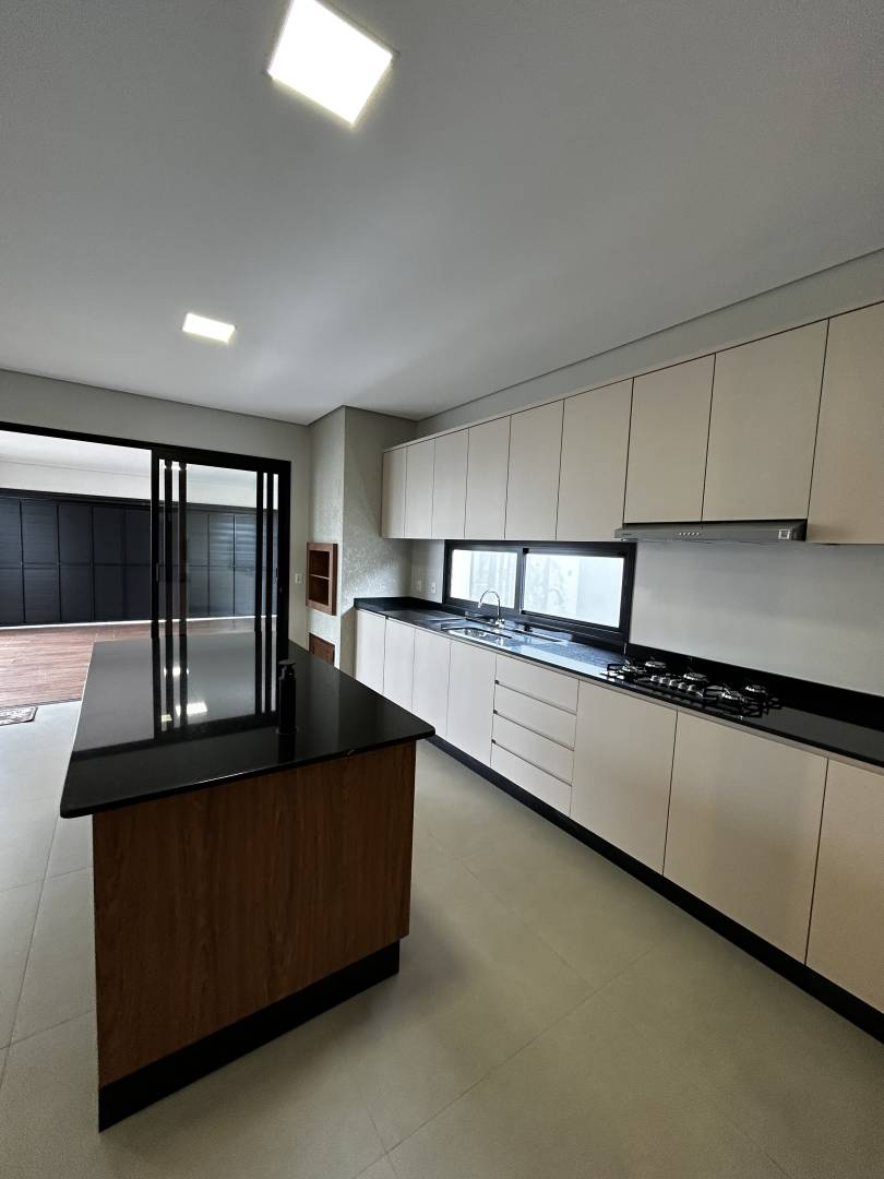 Casa, 3 quartos, 271 m² - Foto 37