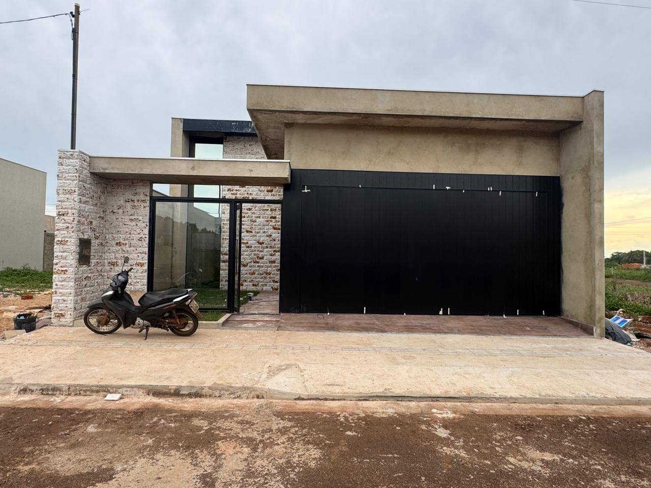 Casa, 3 quartos, 173 m² - Foto 1