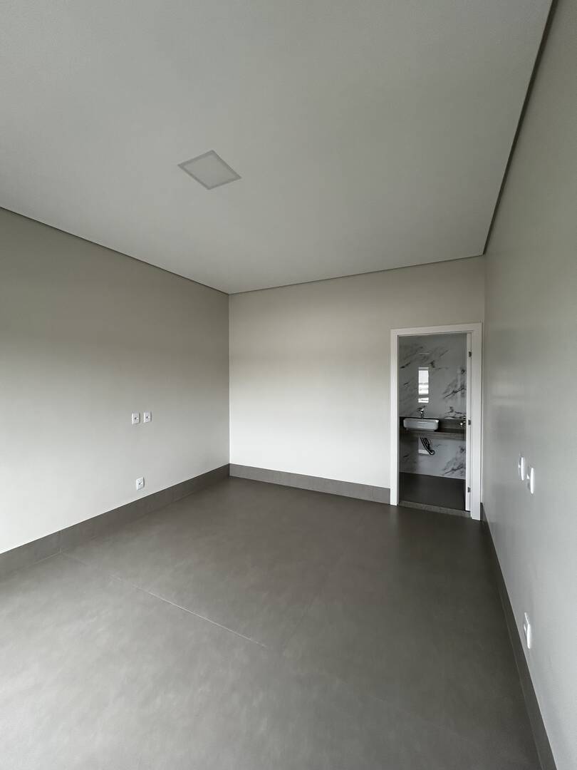 Casa, 3 quartos, 412 m² - Foto 37