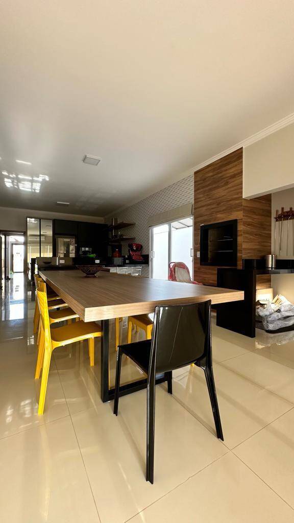 Casa, 3 quartos, 206 m² - Foto 11