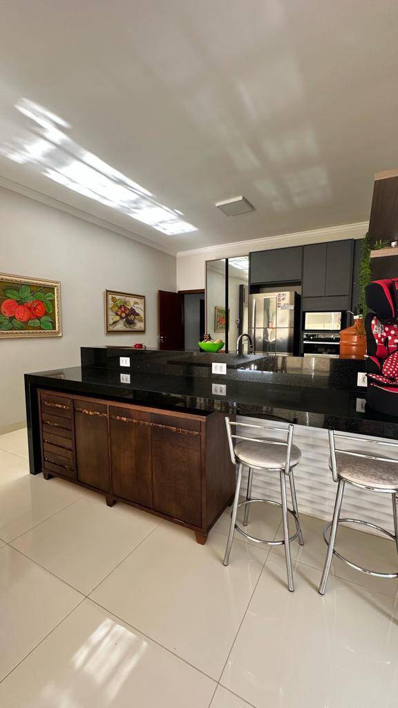 Casa, 3 quartos, 206 m² - Foto 6