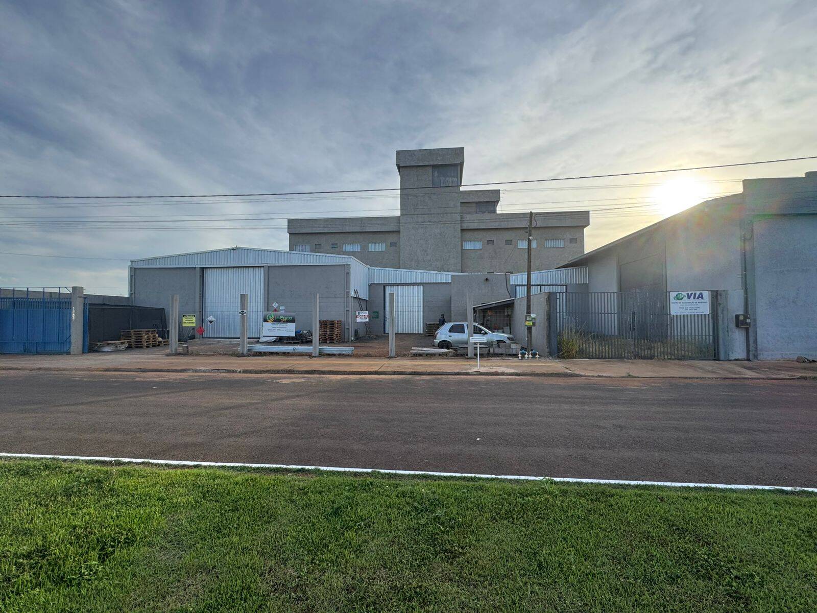 Sala-Conjunto, 500 m² - Foto 1