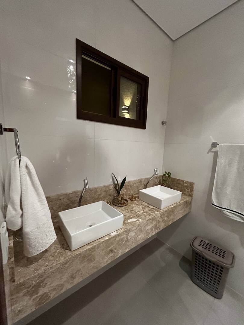 Casa, 3 quartos, 240 m² - Foto 36