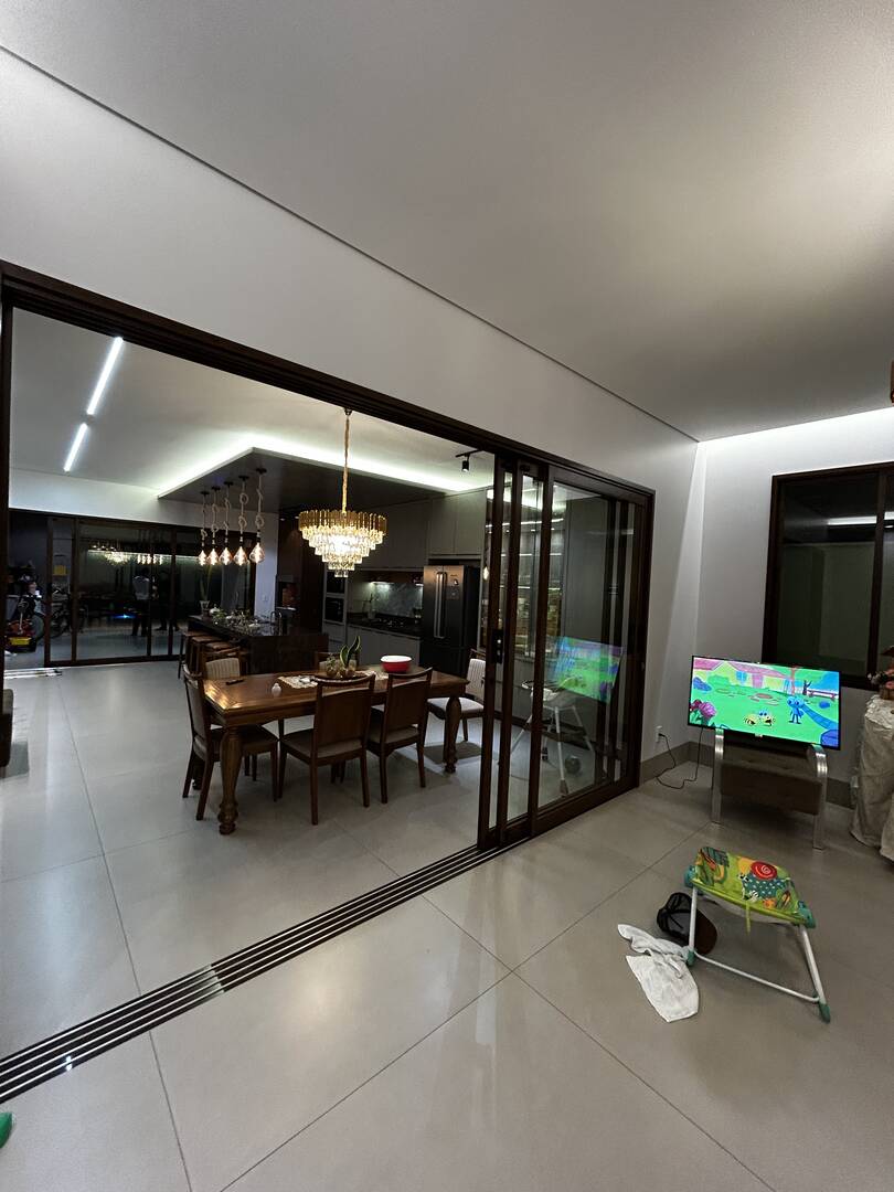 Casa, 3 quartos, 240 m² - Foto 54