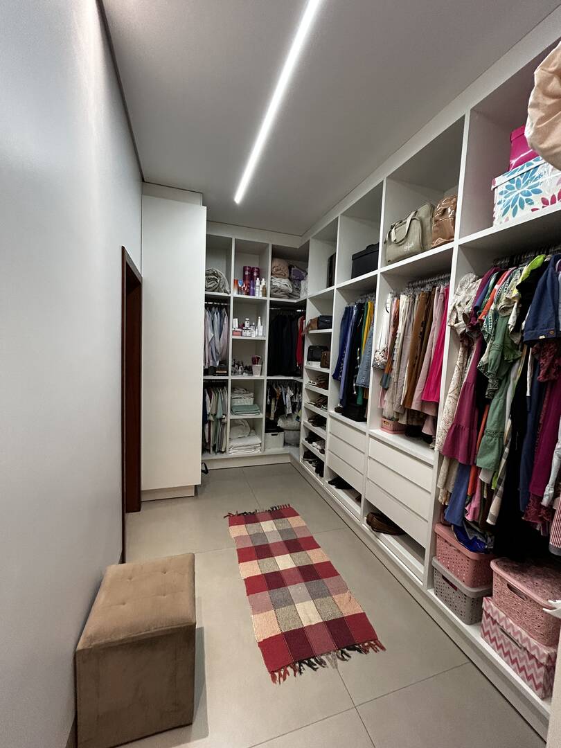 Casa, 3 quartos, 240 m² - Foto 60