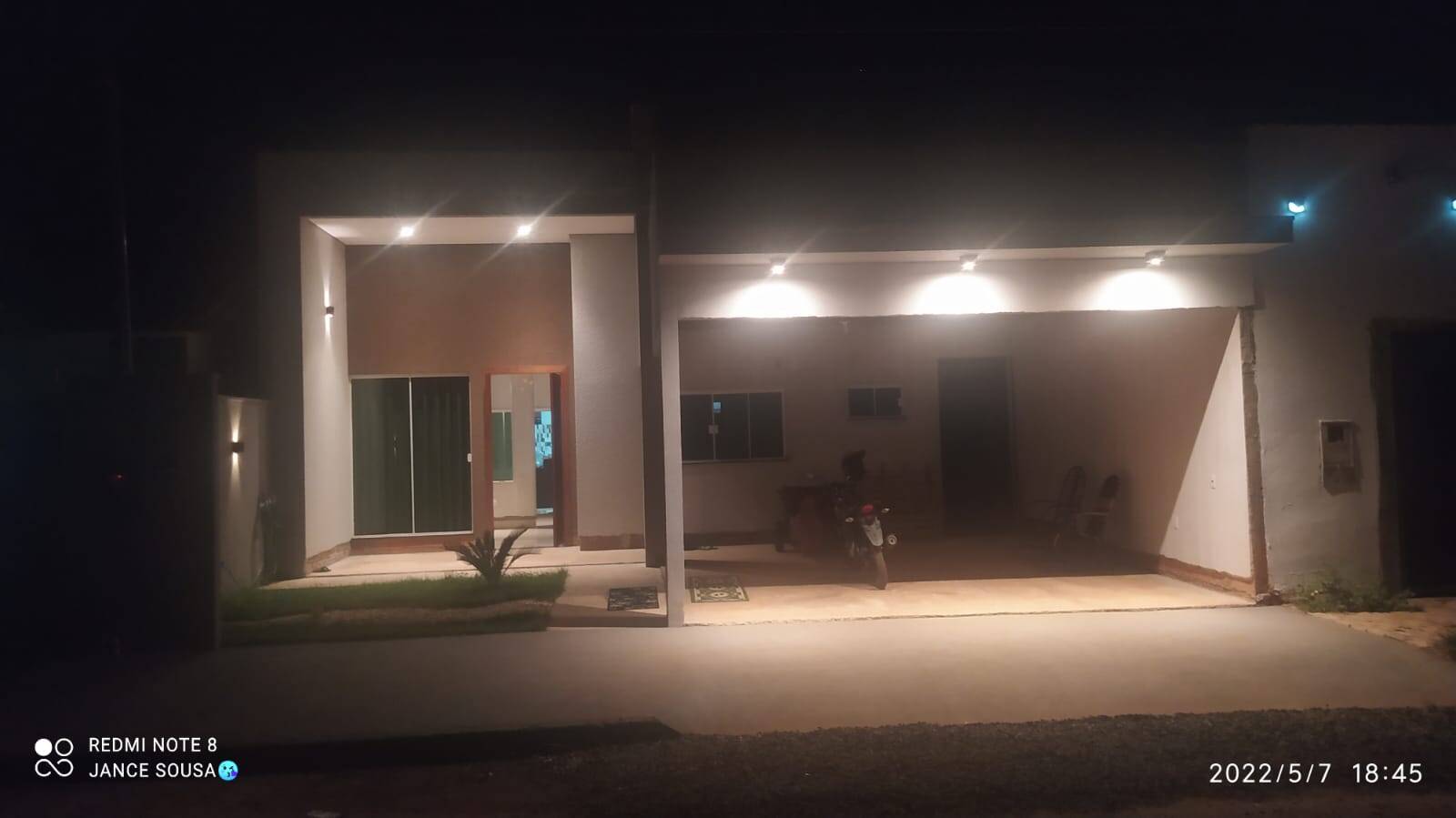 Casa à Venda – Jardim Mituo, Vale do Sol