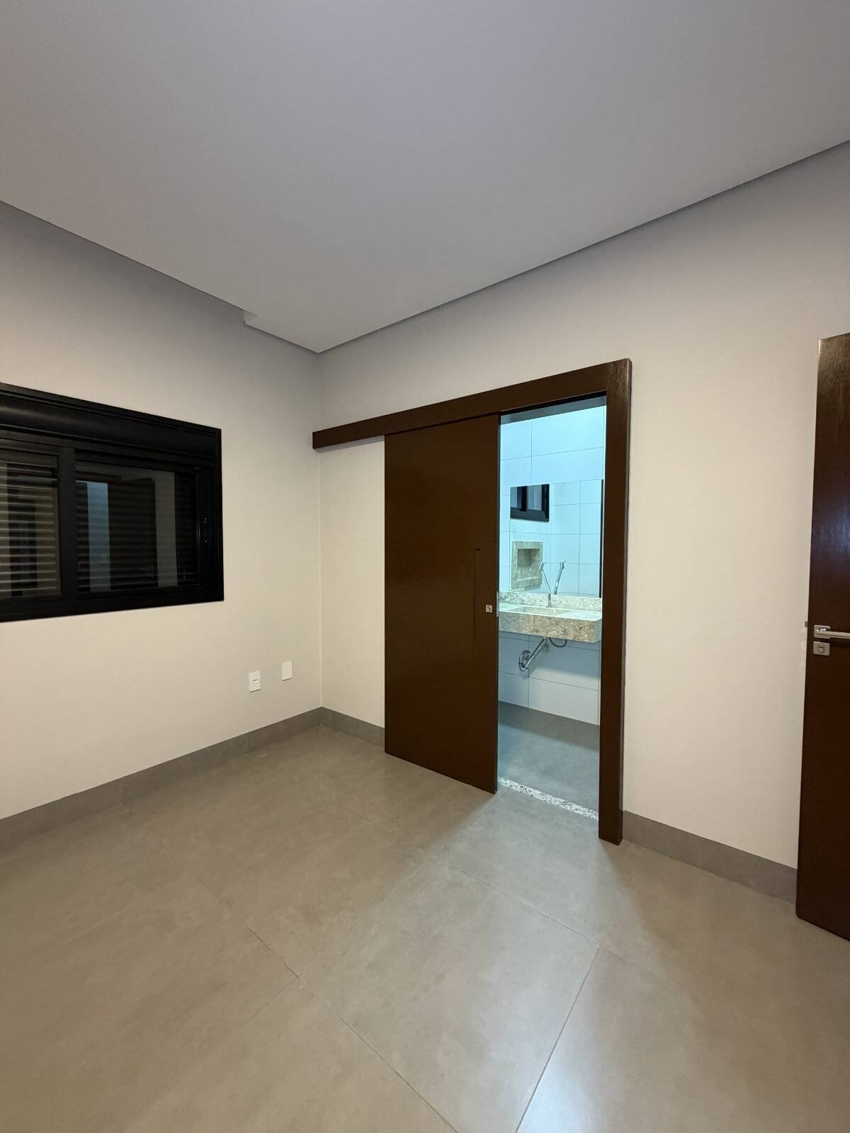 Casa, 3 quartos, 218 m² - Foto 25