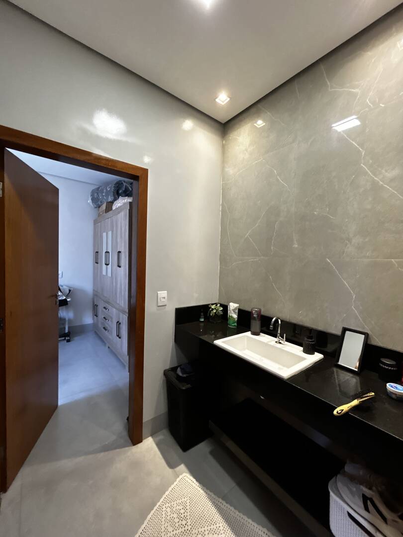 Casa, 3 quartos, 240 m² - Foto 31