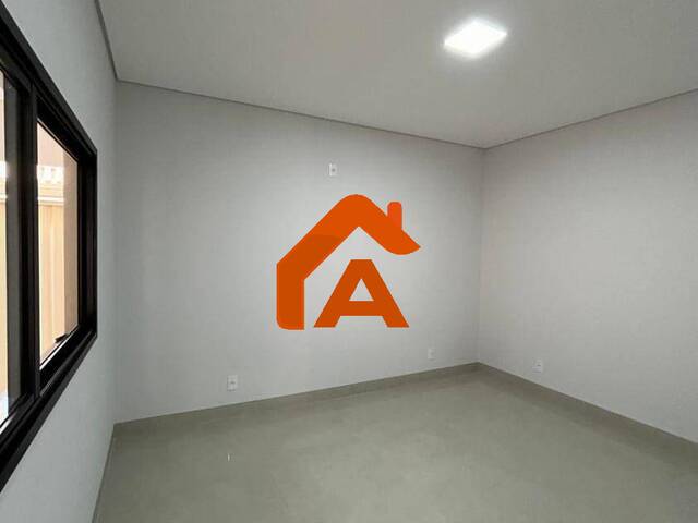Casa para Venda em Tangará da Serra - 2