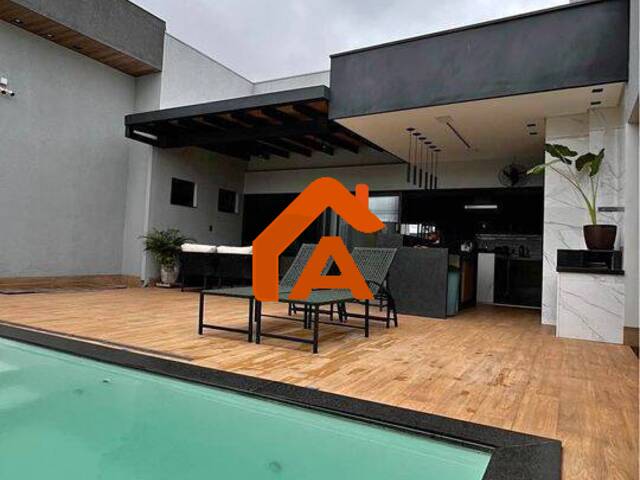 Casa para Venda em Tangará da Serra - 2
