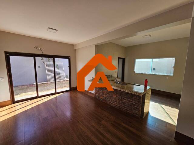 Casa para Venda em Tangará da Serra - 2