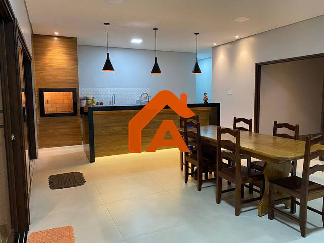 Casa para Venda em Tangará da Serra - 5