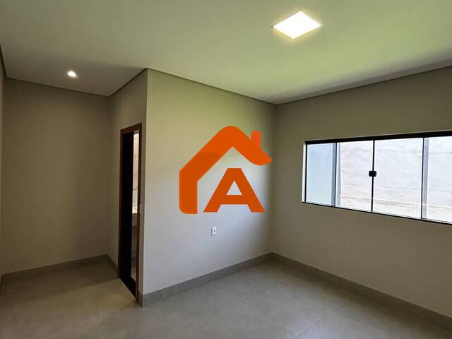 Casa para Venda em Tangará da Serra - 3