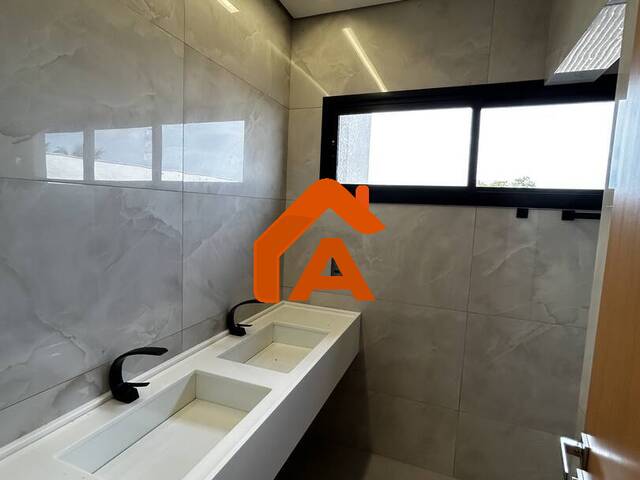 Casa para Venda em Tangará da Serra - 5