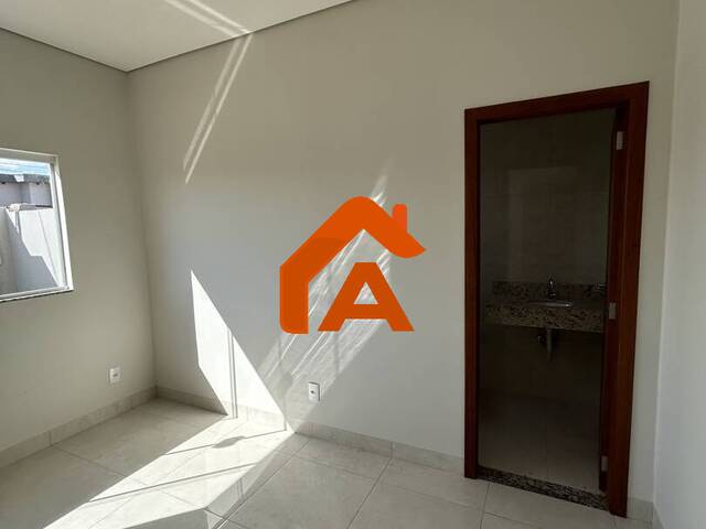 Casa para Venda em Tangará da Serra - 5
