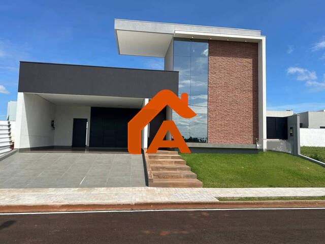 #133 - Casa para Venda em Tangará da Serra - MT