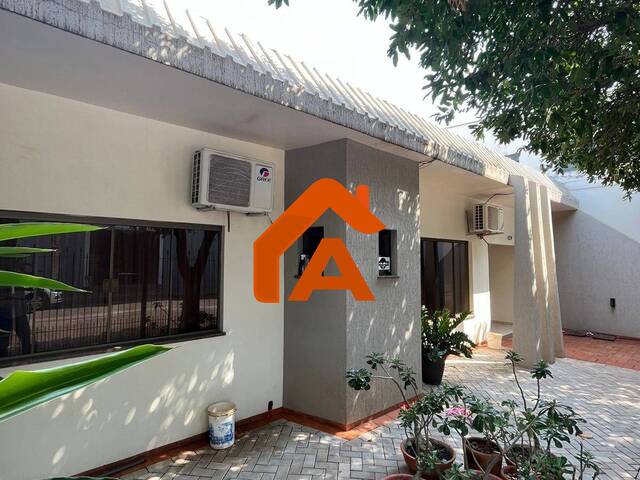 #190 - Casa para Venda em Tangará da Serra - MT