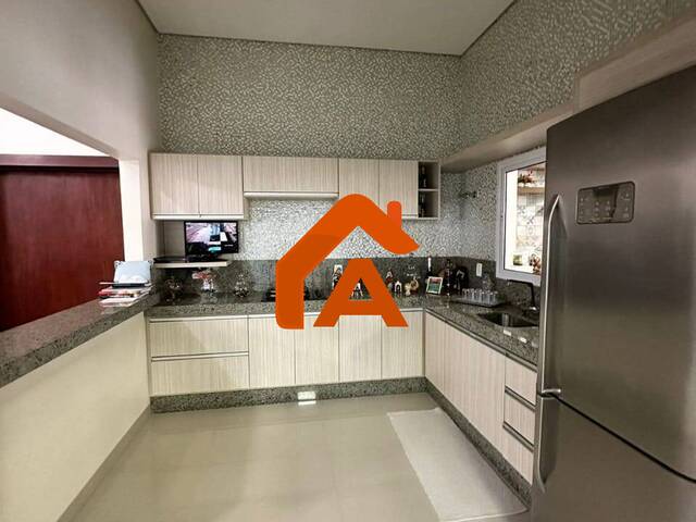 Casa para Venda em Tangará da Serra - 5