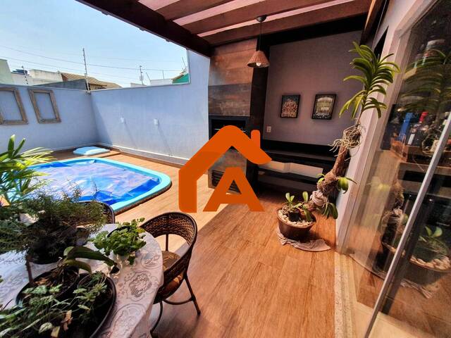 #201 - Casa para Venda em Tangará da Serra - MT