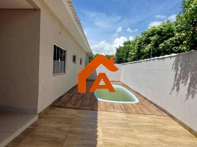 #202 - Casa para Venda em Tangará da Serra - MT