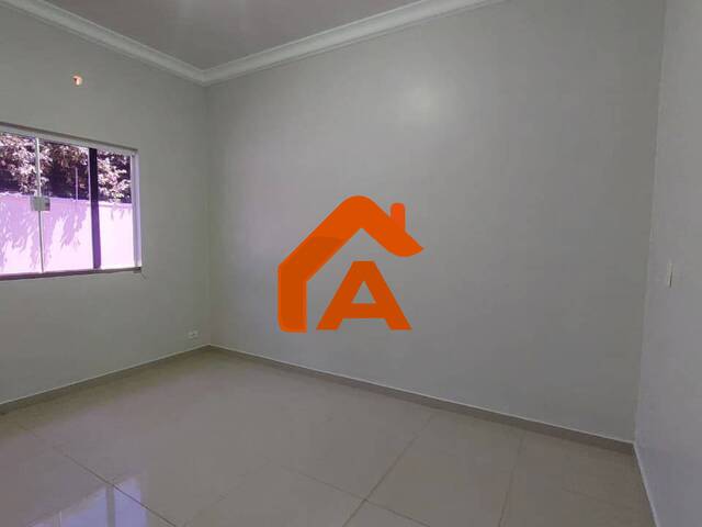 #202 - Casa para Venda em Tangará da Serra - MT