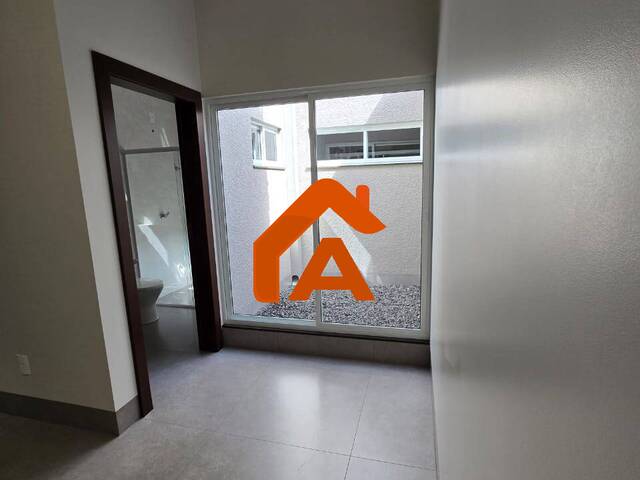 Casa para Venda em Tangará da Serra - 4