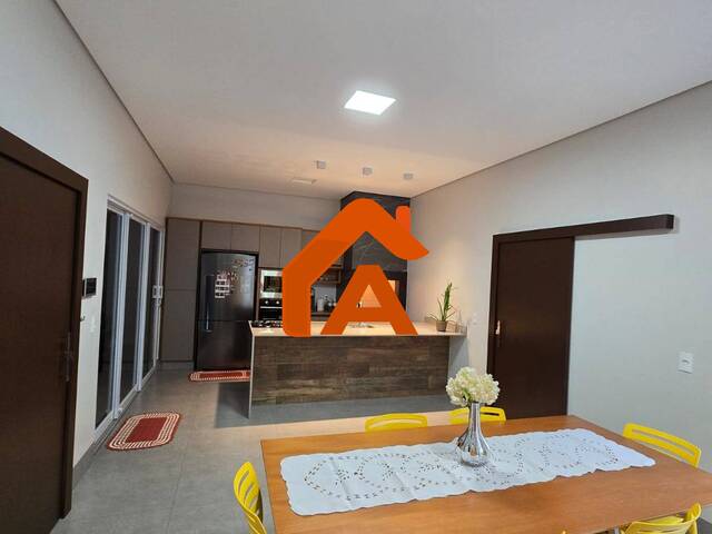 #223 - Casa para Venda em Tangará da Serra - MT