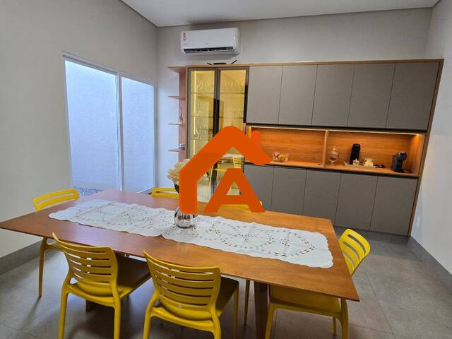 #223 - Casa para Venda em Tangará da Serra - MT