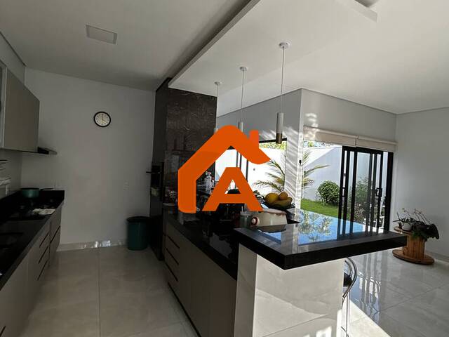 Casa para Venda em Tangará da Serra - 4