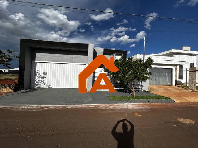 #224 - Casa para Venda em Tangará da Serra - MT