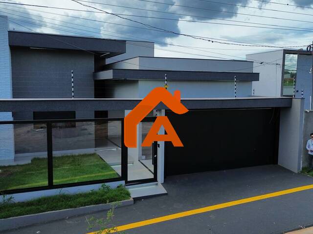 #225 - Casa para Venda em Tangará da Serra - MT