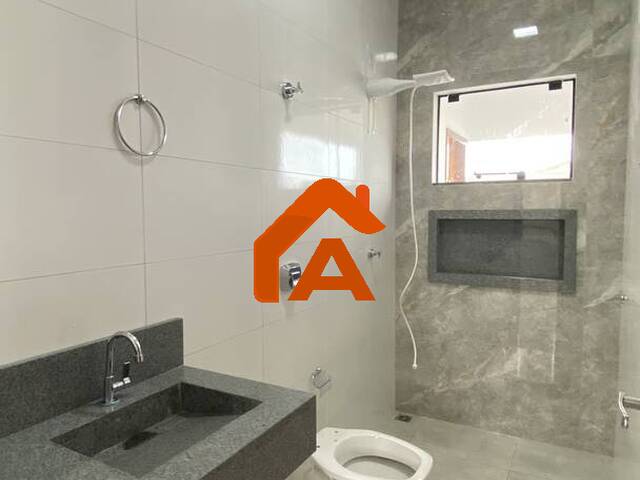 #257 - Casa para Venda em Tangará da Serra - MT