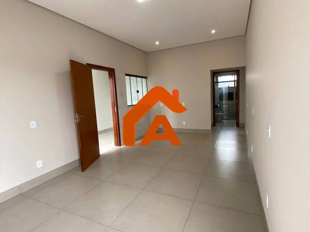 #266 - Casa para Venda em Tangará da Serra - MT