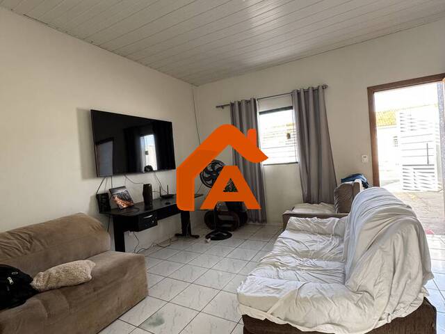 #317 - Casa para Venda em Tangará da Serra - MT