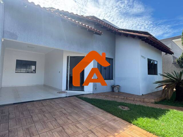 #329 - Casa para Venda em Tangará da Serra - MT