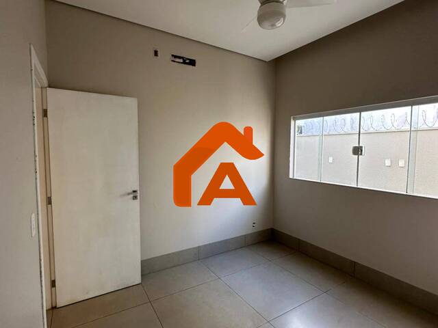 Casa para Venda em Tangará da Serra - 2