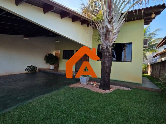 #372 - Casa para Venda em Tangará da Serra - MT