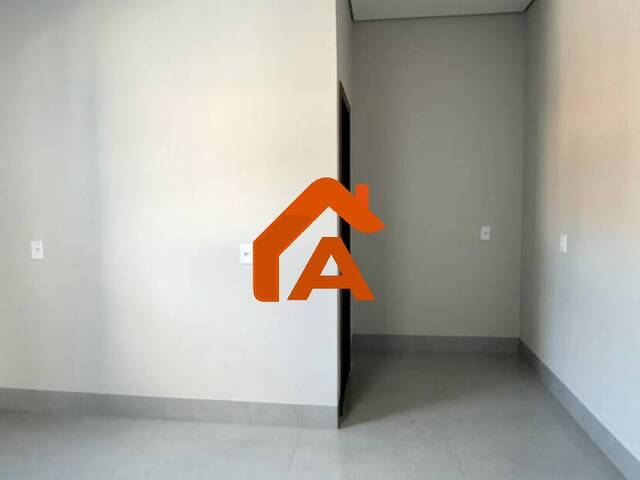 Casa para Venda em Tangará da Serra - 2