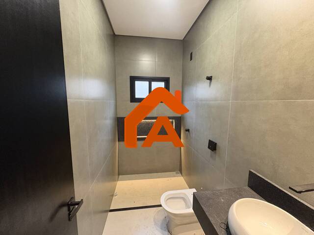 Casa para Venda em Tangará da Serra - 2