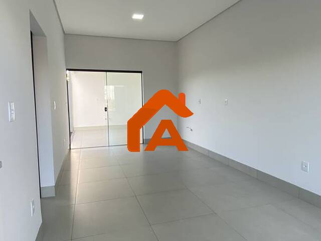 Casa para Venda em Tangará da Serra - 2