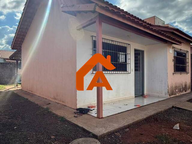 #428 - Casa para Venda em Tangará da Serra - MT
